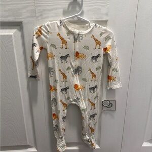 9 months bamboo sleeper- NWT